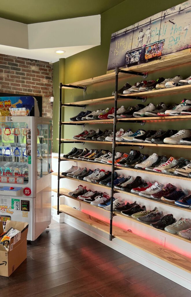 Dirty Laces Store